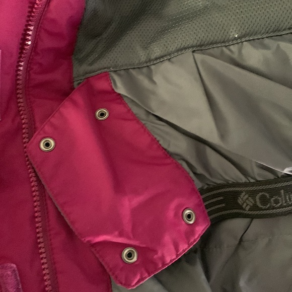 EUC Columbia coat - Picture 13 of 15